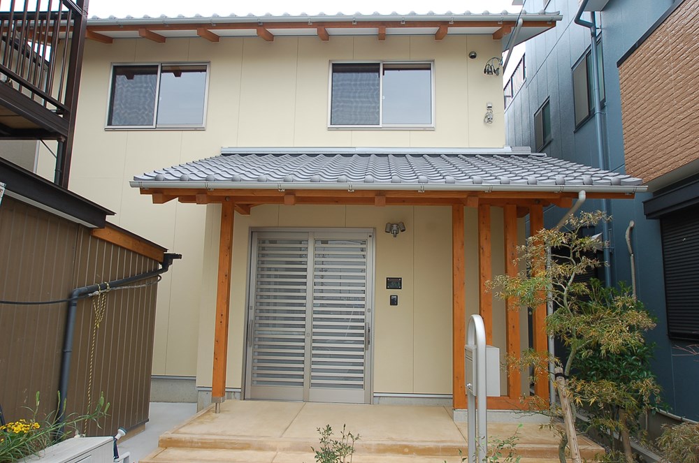 親子で仲良く暮らす家